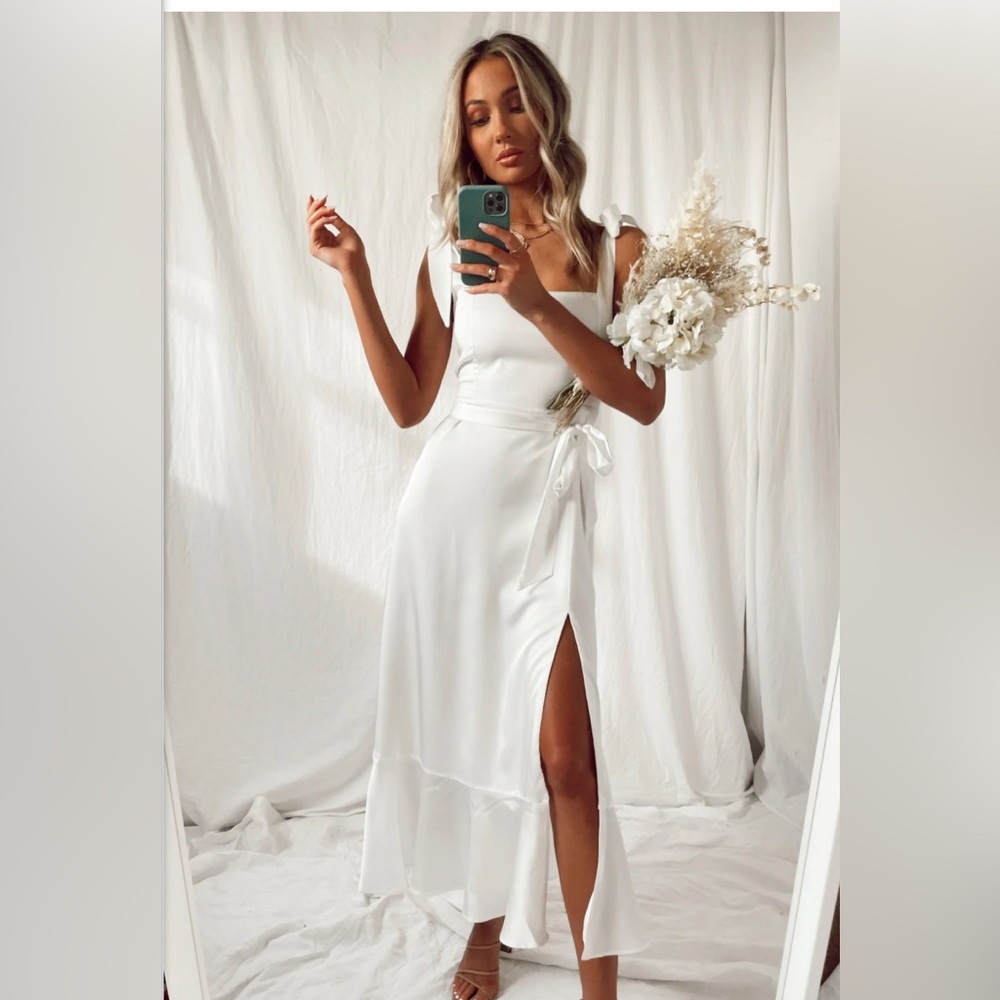SHOW ME YOUR MUMU - Garden Midi Dress ~ Ivory Luxe Satin - Medium
